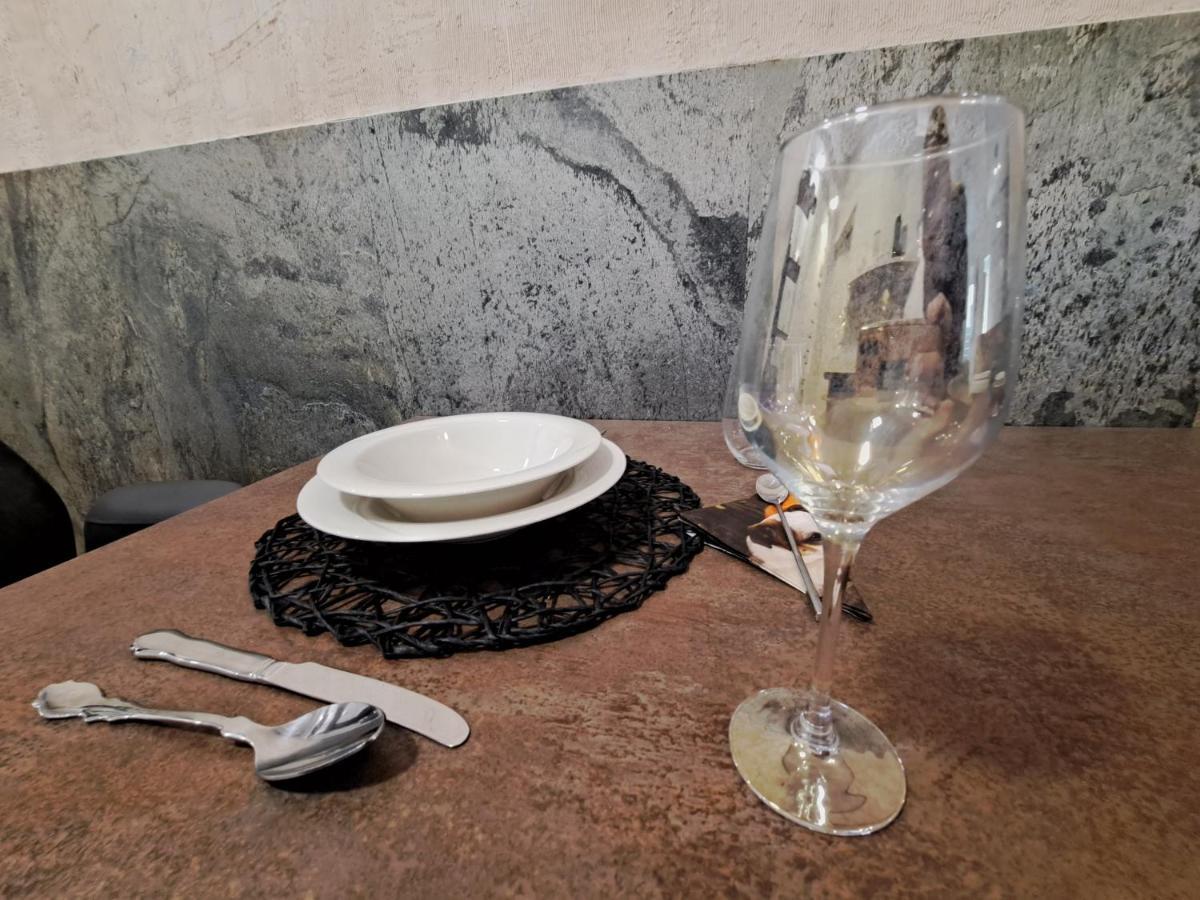 Stunning New Apartment With Free Parking Near City Centre Ljubljana Ngoại thất bức ảnh